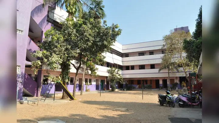Ponnusamy Matriculation School